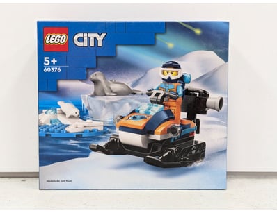 LEGO City Arctic Exploration set 60376. This junio...