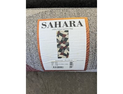 Comprehensive lot includes 2 x floor rug runners ,...