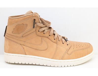 Premium Sneaker Collection (A983) - Lot 105