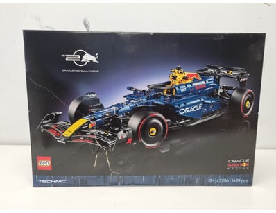 LEGO TECHNIC ORACLE RED BULL RACING FORMULA 1 CAR ...