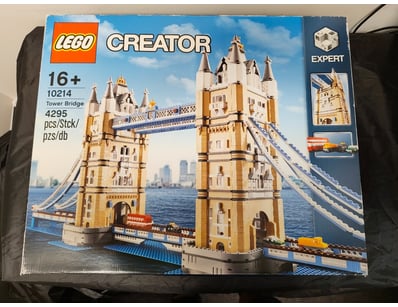 **UNRESERVED** LIFETIME COLLECTION OF LEGO PART... - Lot 724