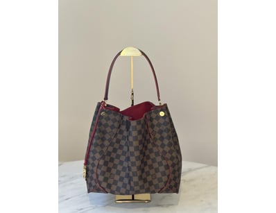 Designer Vault (A1004) - Lot 303