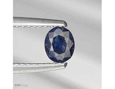 CERTIFIED 0.56CT DEEP BLUE SAPPHIRE (CORUNDUM) – O...