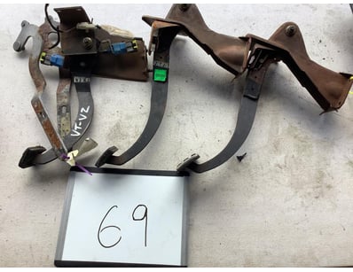 Car Parts & Accessories (A986) - Lot 69