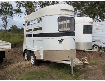 Earthmoving & Machinery Yard Clearance - Lot 25