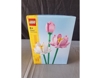 **UNRESERVED** LIFETIME COLLECTION OF LEGO PART... - Lot 314