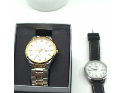 Thrift Shop (A976) - Lot 856