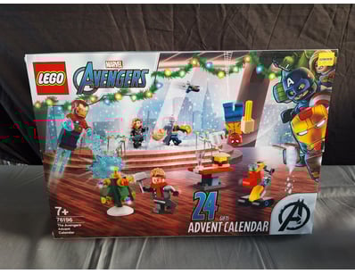 **UNRESERVED** LIFETIME COLLECTION OF LEGO PART... - Lot 228