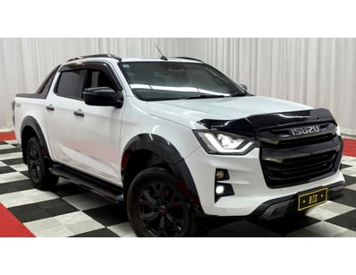 <b>2023 Isuzu D-MAX RG1 X TERRAIN - White - 73,262...