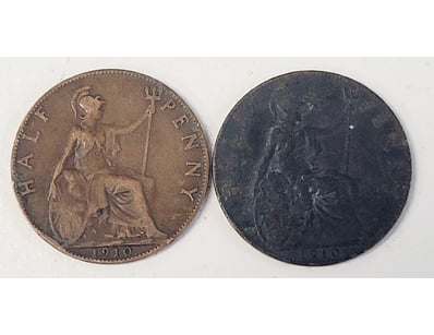 2X 1910 HALF PENNY COINS

488567+37


