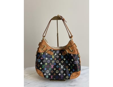 Designer Vault (A1004) - Lot 311