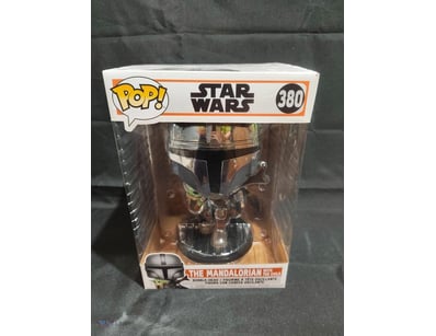 FUNKO POP! STAR WARS #380 - THE MANDALORIAN WITH C...