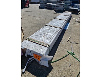 ..Timber 65mm x 63mm Mey pine Rail L waist  H3

...