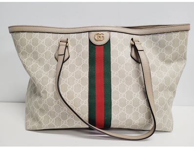 Designer Vault (A992) - Lot 1051