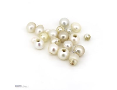 99.54CT TSW NATURAL PEARLS, DRILLED.       

Valua...