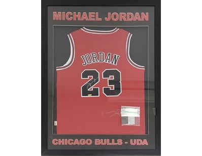 Mancave & Memorabilia (A999) - Lot 719