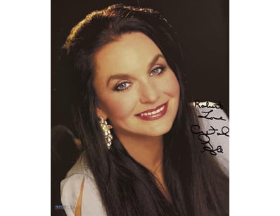 CRYSTAL GAYLE SIGNED PHOTO

Crystal Gayle Personal...