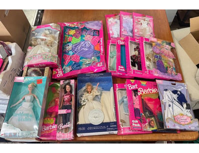 Extensive Barbie doll collection

Note: sold as lo...