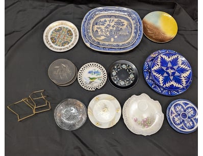 The Curio Collection (A996) - Lot 2083