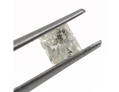 0.80CT NATURAL DIAMOND     

Square Modified Brill...