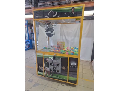 Pinballs, Arcades & Amusements (A1001) - Lot 212