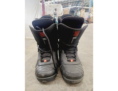Head Next Edge men's ski boots.
Size: US 5

