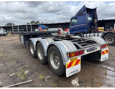 Multi-Million Dollar Modern Transport Fleet (ON... - Lot 125