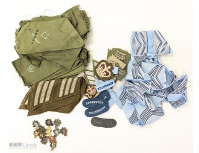 AUSTRALIAN MILITARY UNIFORM COLLECTION - BADGES, I...