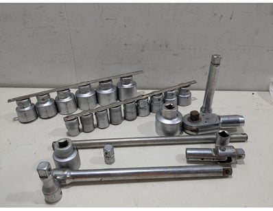 Stahlwille socket set comprising approximately chr...