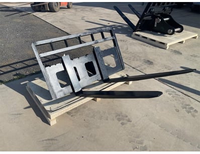 UNUSED Forklifts, Skidsteer & Excavator Attachme... - Lot 36