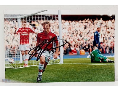 ANDREY ARSHAVIN HAND SIGNED ARSENAL FC SOCCER/FOOT...
