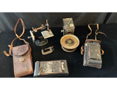 Antiques, Vintage & Interior Treasures (A1006) - Lot 100326