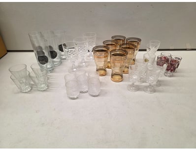 Antiques, Vintage & Interior Treasures (A1005) - Lot 866