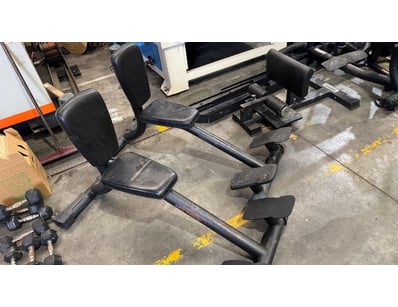 2 x exercise machines

