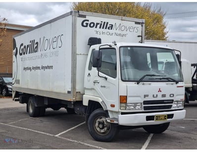 <b>2000 Mitsubishi Fuso FK 6.0 - White - 687,787km...