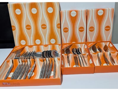 WILTSHIRE FLEURETTE PATTERN SETS, QTY OF 3 IN ORIG...