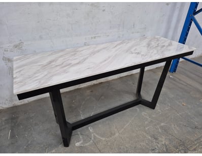 House & Homewares (A980) - Lot 1561