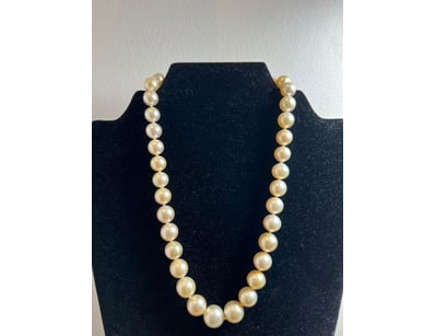 Luxury Jewellery (A999) - Lot 803