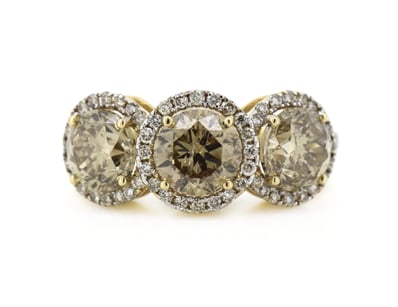 Certified & Fancy Coloured Diamond Clearance  ... - Lot 1804