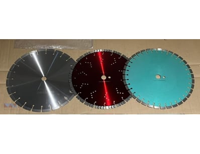 Assorted Large Saw Blades. 1 X 364X25.4Mm, 1 X 350...