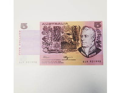 AUSTRALIAN $5 BANKNOTE,  R212P (EF) LAST PREFIX 
...