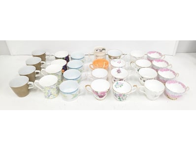 COLLECTION OF VINTAGE TEACUPS - MIXED PATTERNS AND...