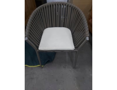 House & Homewares (A91001) - Lot 2121