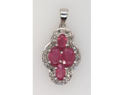UNRESERVED Affordable Jewellery Valentines Spec... - Lot 409