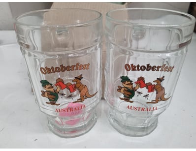 Vintage Oktoberfest Australia commemorative glassw...