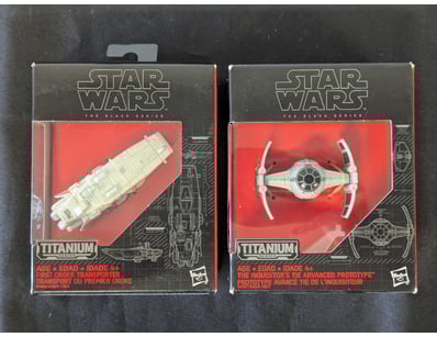 **UNRESERVED** LIFETIME COLLECTION OF LEGO PART... - Lot 823