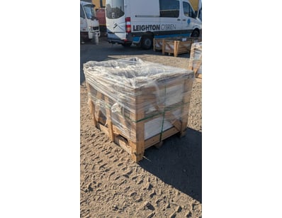 UNRESERVED Porcelain & Ceramic Tiles Business Cl... - Lot 13