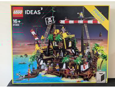 **UNRESERVED** LIFETIME COLLECTION OF LEGO PART... - Lot 582