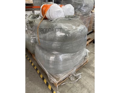 Quilts, grand pacific, size; Queen, wool

Dimensio...