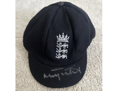 Mancave & Memorabilia (A990) - Lot 7044